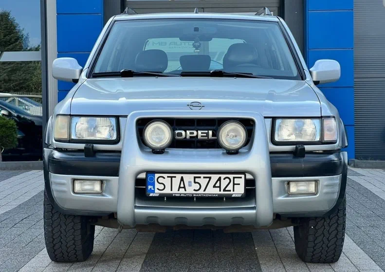 Opel Frontera 2000
