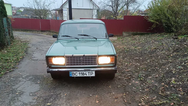 Lada (ВАЗ) 2107 2007