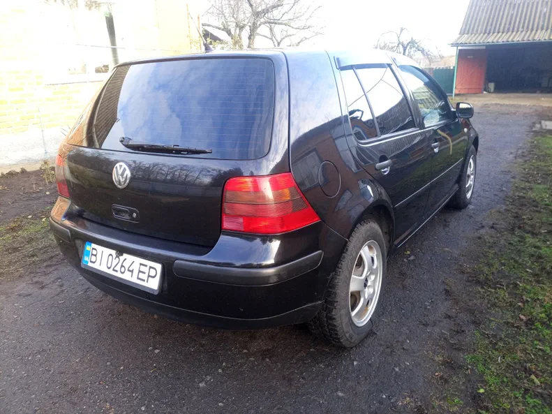 Volkswagen Golf 2002 - 9