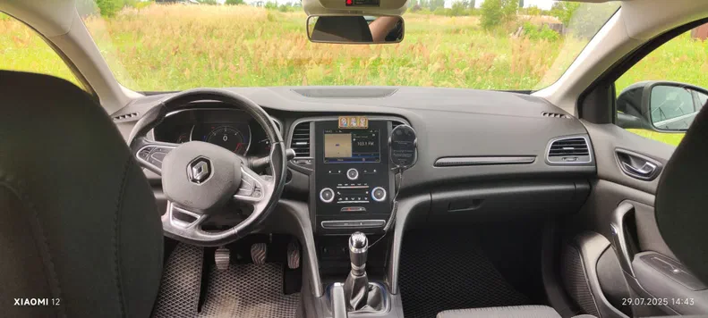 Renault Megane 2016 - 11