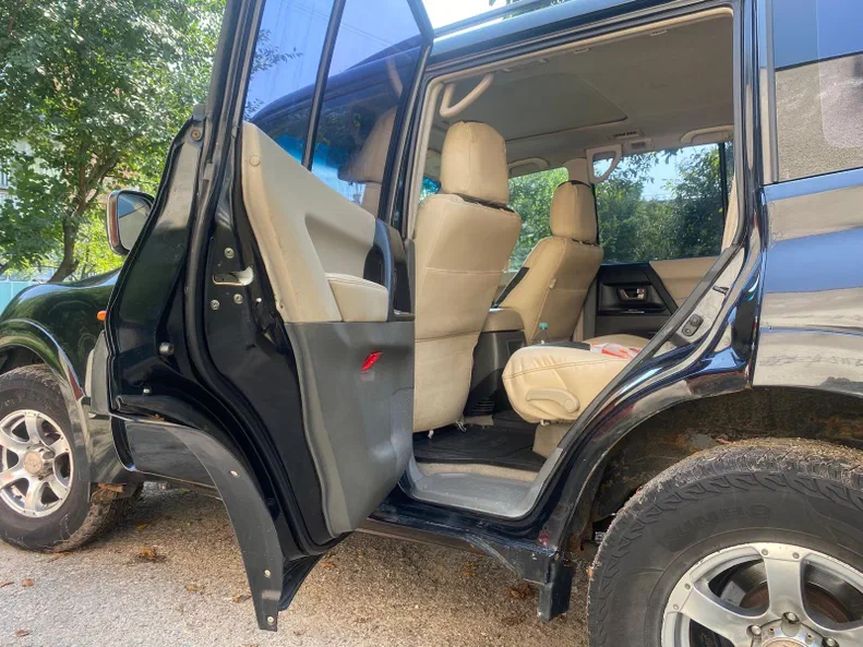 Mitsubishi Pajero 2003 - 7