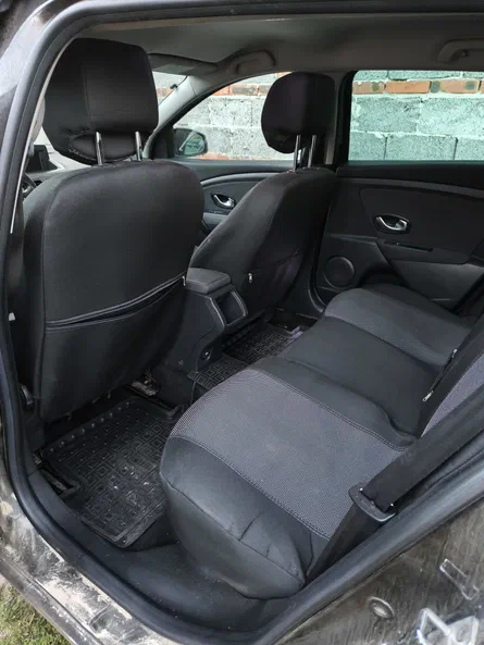 Renault Megane 2010 - 8