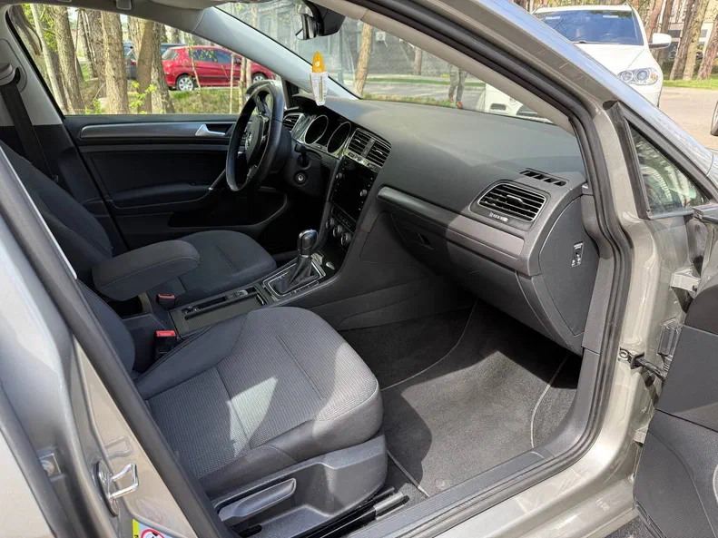 Volkswagen Golf 2019 - 7