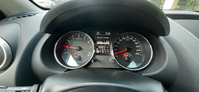 Nissan Qashqai+2 2010 - 6