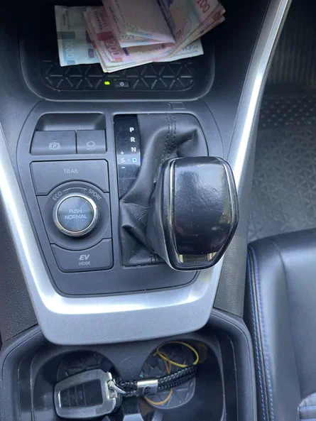 Toyota RAV4 2021 - 18