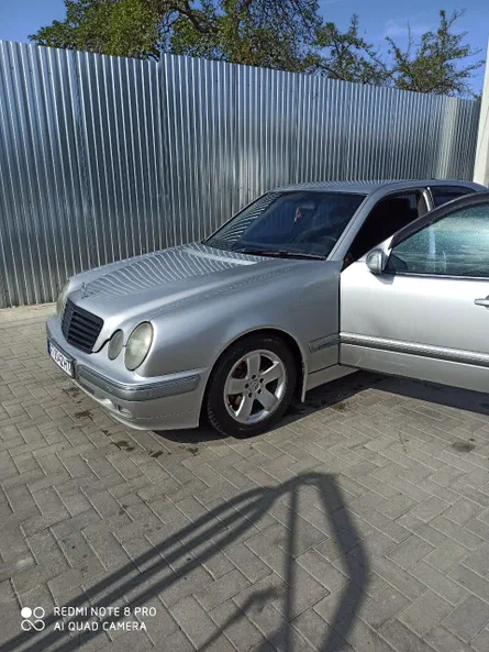 Mercedes-Benz E-Класс 2000