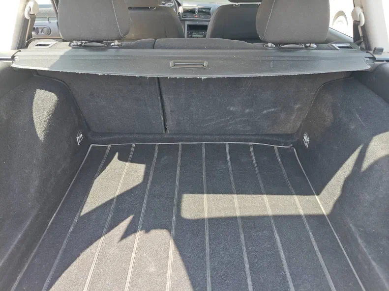 Volkswagen Golf 2003