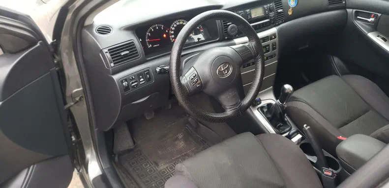 Toyota Corolla 2005