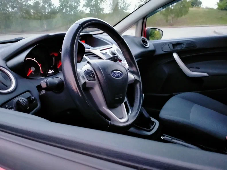 Ford Fiesta 2012 - 7