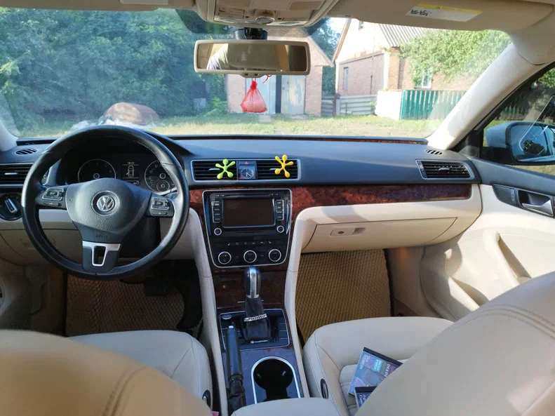 Volkswagen Passat (North America and China) 2013