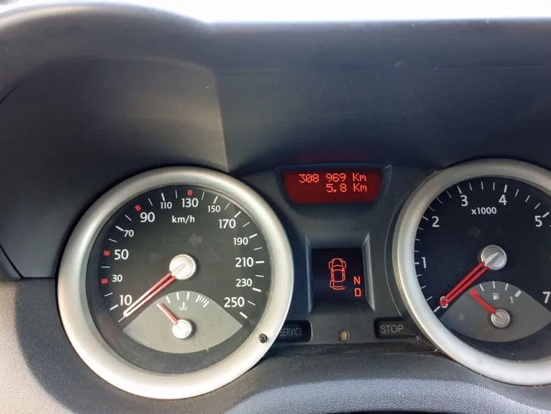 Renault Megane 2004 - 12