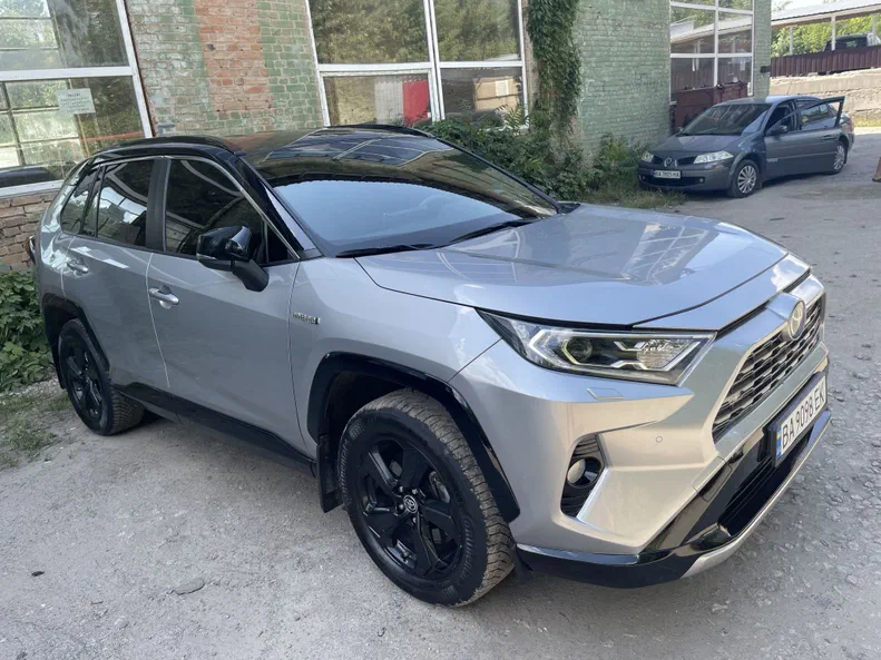 Toyota RAV4 2021