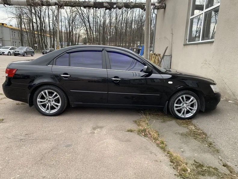 Hyundai Sonata 2008 - 16