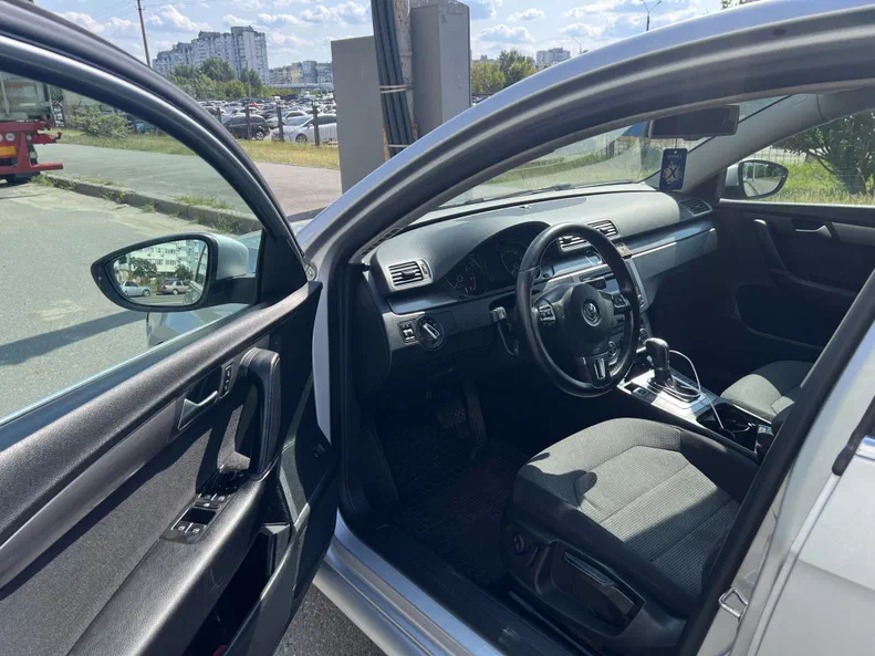 Volkswagen Passat 2012