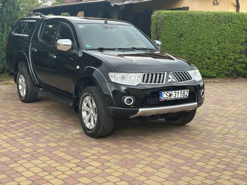 Mitsubishi L200 2010