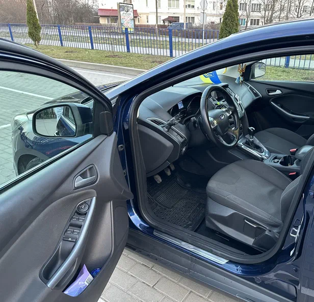 Ford Focus 2011