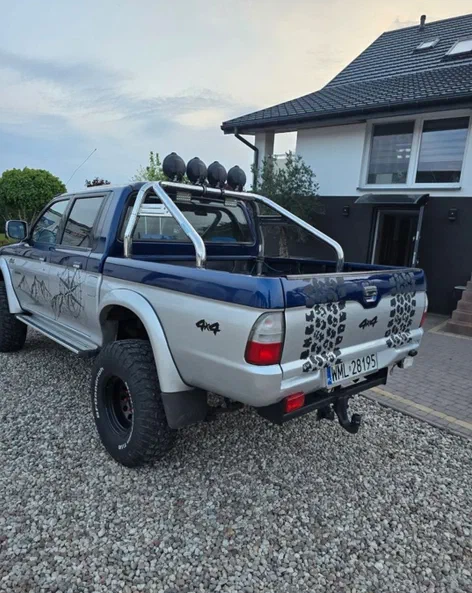 Mitsubishi L200 2001