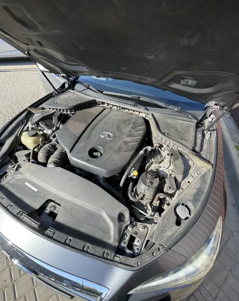 Infiniti Q50 2016 - 10