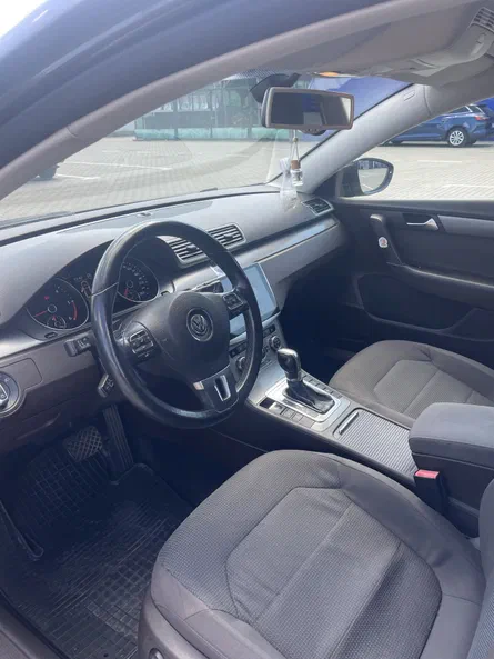 Volkswagen Passat 2012 - 7