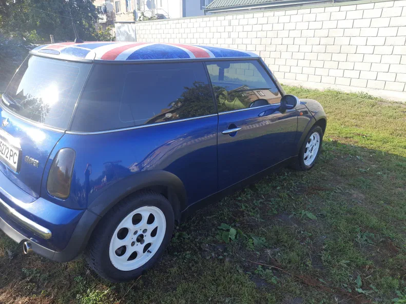 Mini Hatch 2002