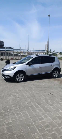 Renault Scenic 2013 - 8
