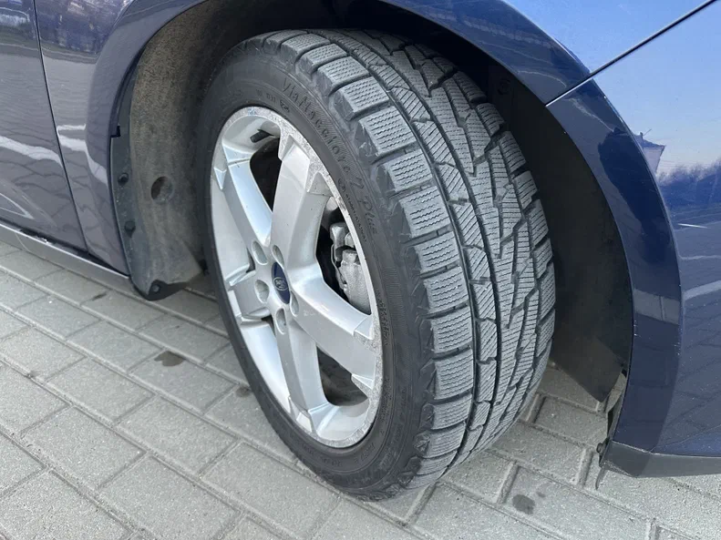 Ford Focus 2011 - 13