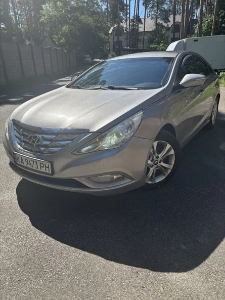 Hyundai Sonata 2010 - 6