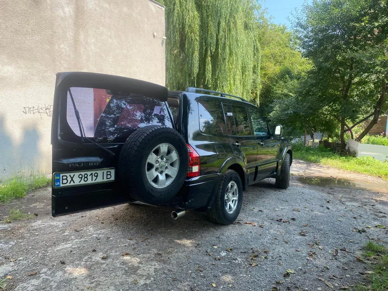 Mitsubishi Pajero 2003 - 16