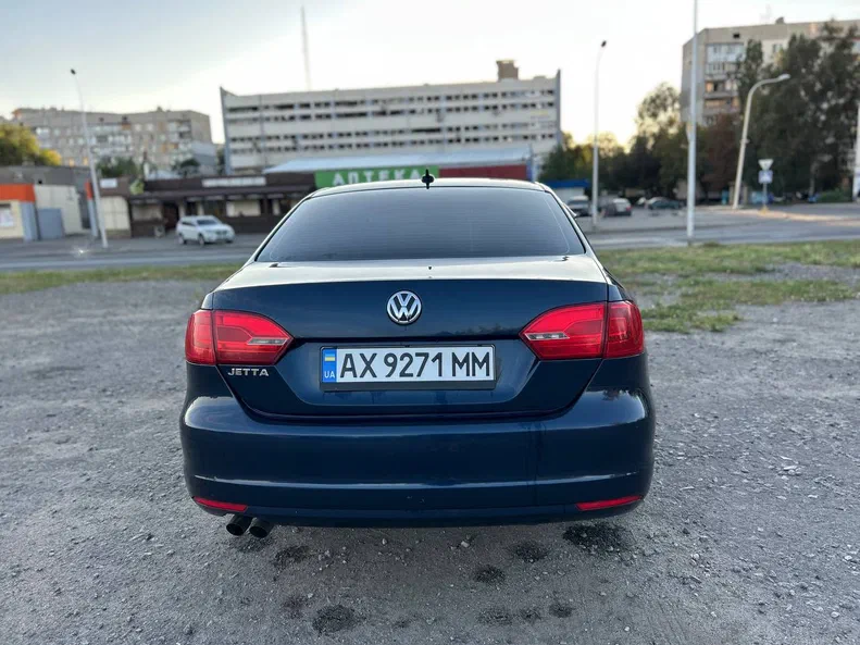 Volkswagen Jetta 2011