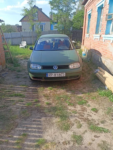 Volkswagen Golf 1998