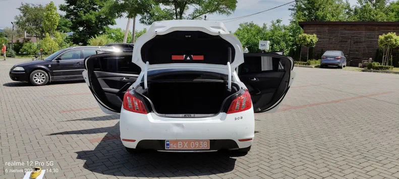 Peugeot 508 2012 - 12