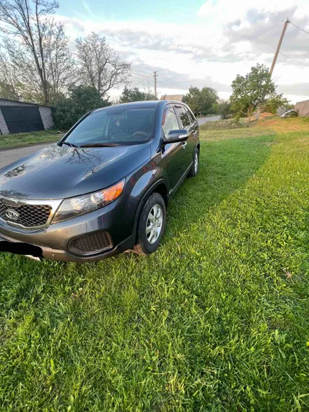 Kia Sorento 2011 - 6