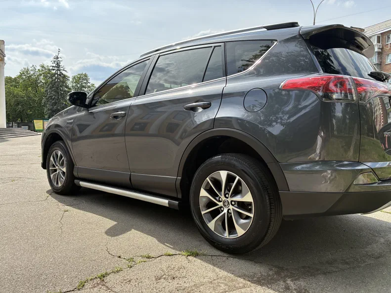 Toyota RAV4 2017 - 5