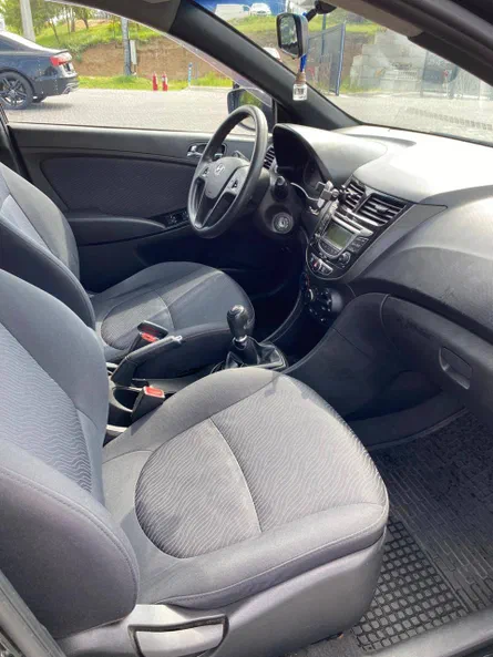 Hyundai Accent 2013 - 15