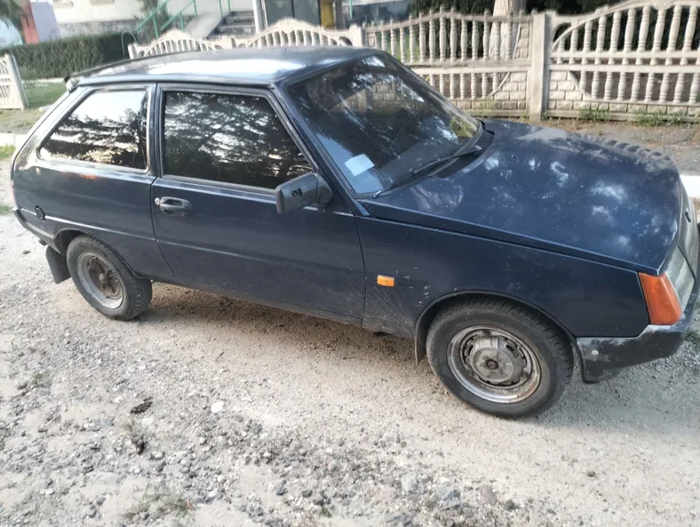 ЗАЗ 1102 «Таврия» 2004