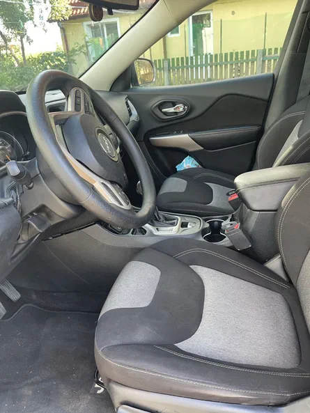 Jeep Cherokee 2017 - 5