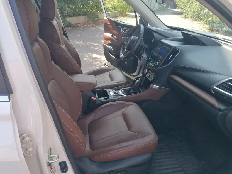 Subaru Forester 2019 - 17