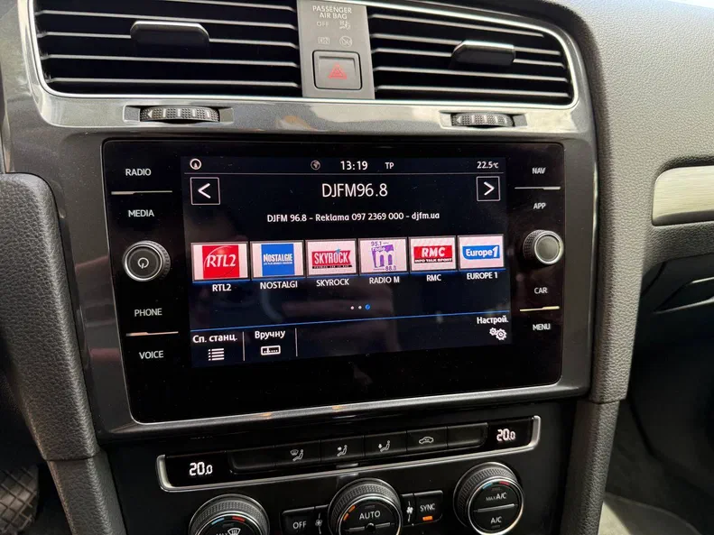 Volkswagen Golf 2019 - 9