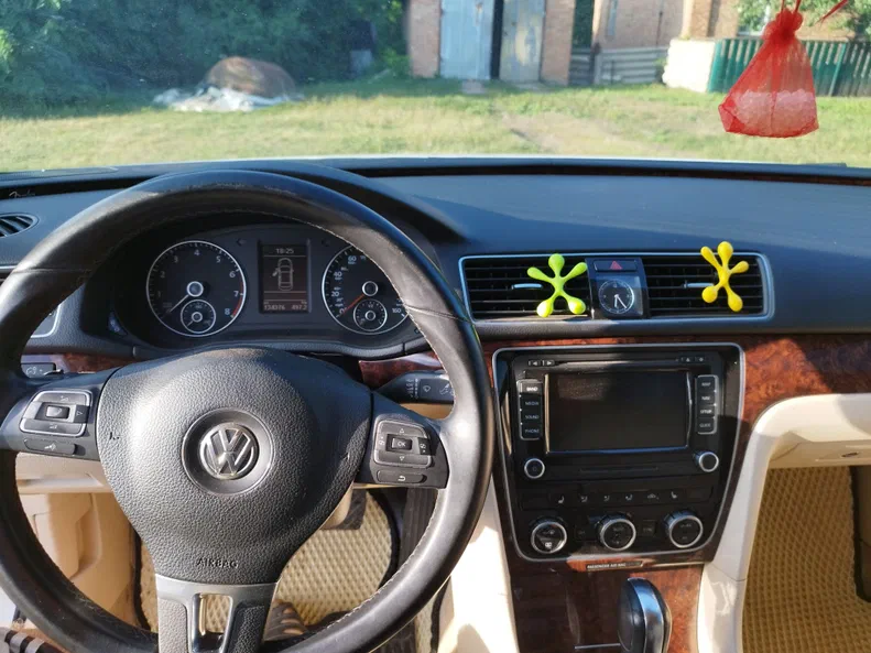 Volkswagen Passat (North America and China) 2013