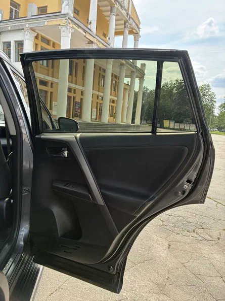 Toyota RAV4 2017 - 6