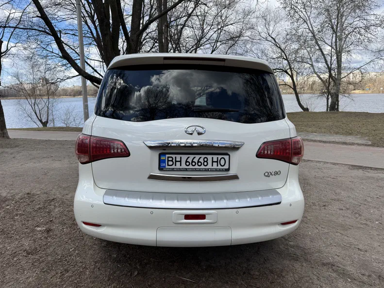 Infiniti QX80 2016 - 8