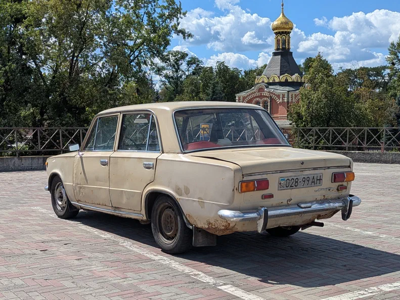 Lada (ВАЗ) 2101 1981 - 8