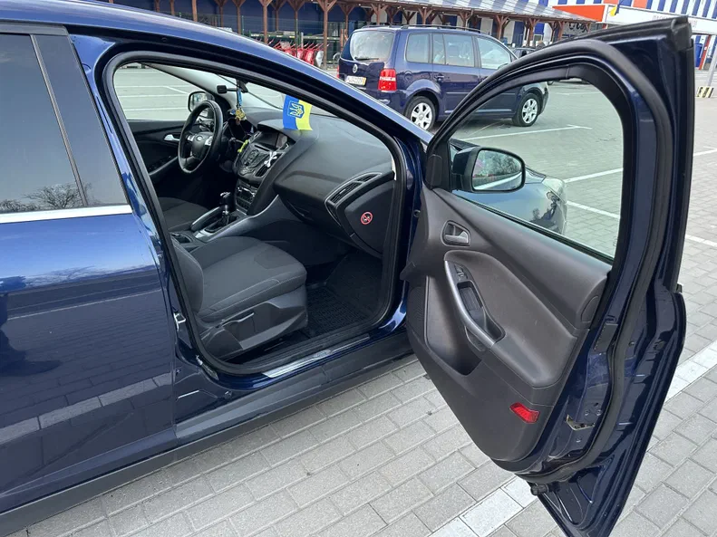 Ford Focus 2011 - 8