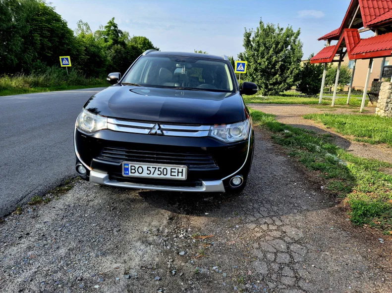 Mitsubishi Outlander 2014 - 9