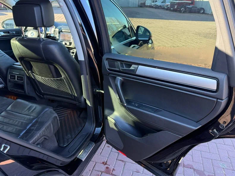 Volkswagen Touareg 2013 - 13