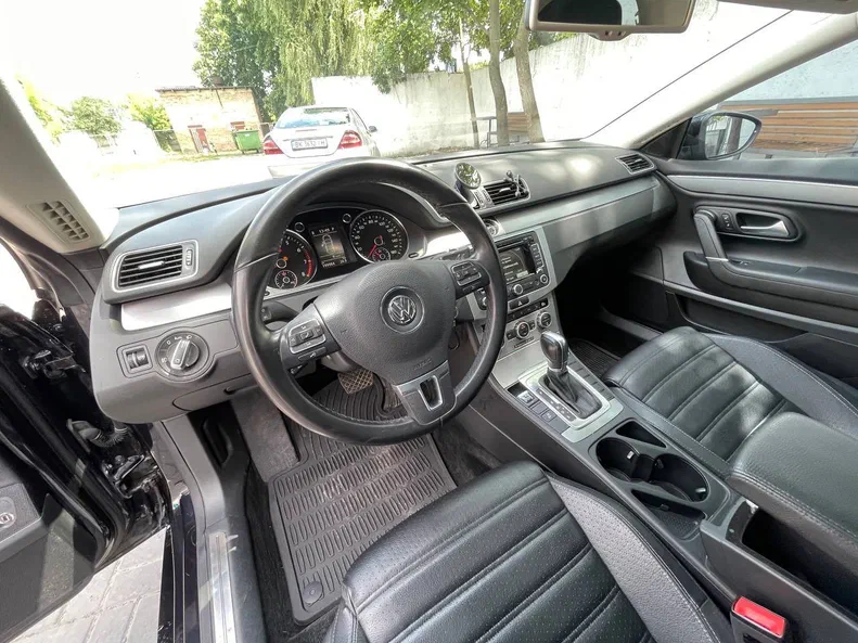 Volkswagen Passat CC 2013 - 21