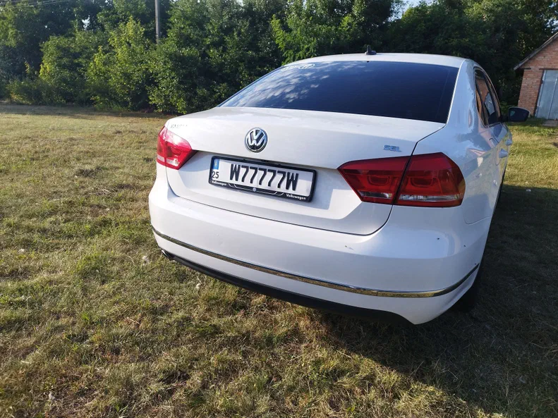 Volkswagen Passat (North America and China) 2013 - 12