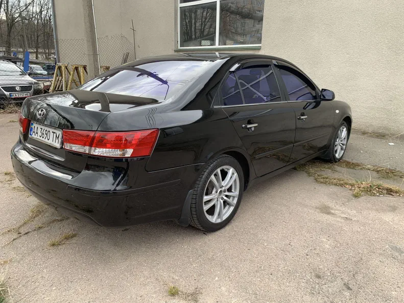Hyundai Sonata 2008 - 12