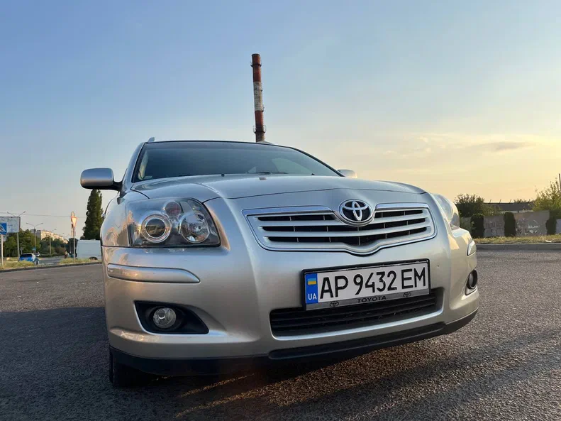 Toyota Avensis 2004 - 9