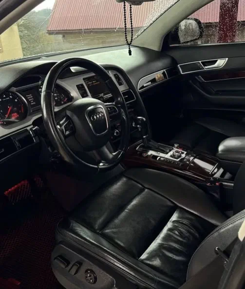 Audi A6 2010 - 6